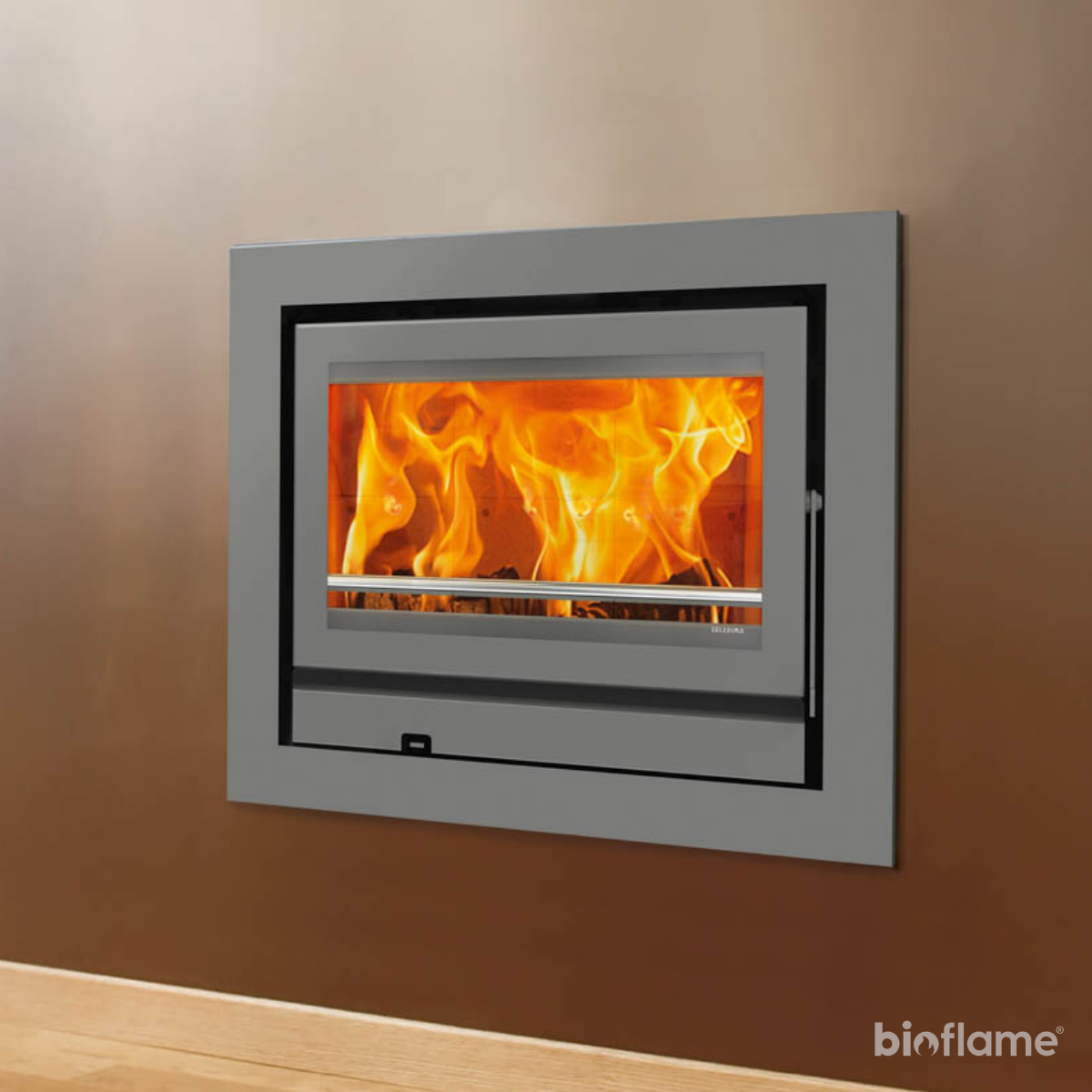 Recuperador de Calor a Lenha Canalizável e com Ventilação – Orion Eco 70 instalado em sala de estar