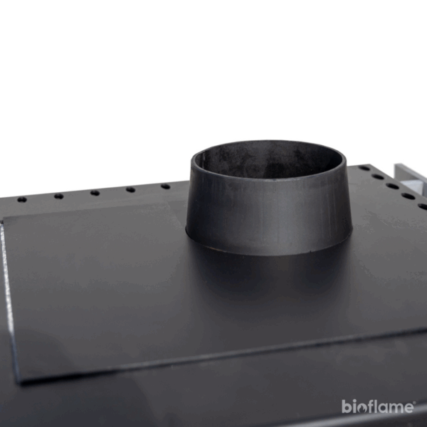 Saída de fumos superior direita do Fogão a Lenha e Carvão para Aquecimento Central - Teba Therm T-22 Plus.
