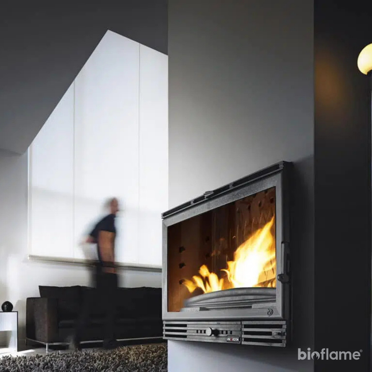 Recuperador de Calor a Lenha Ventilado - Invicta 700 Grand Vision Turbo